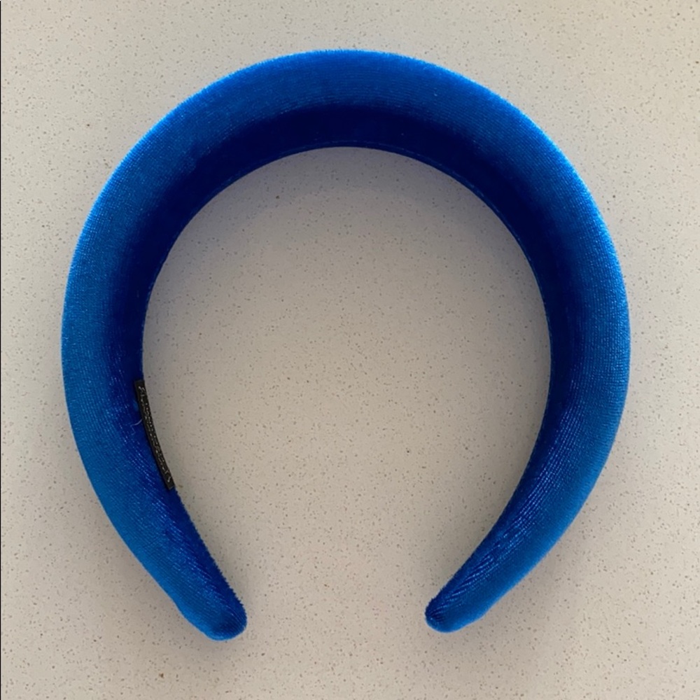 🔷 Padded head band in electric blue 🔹